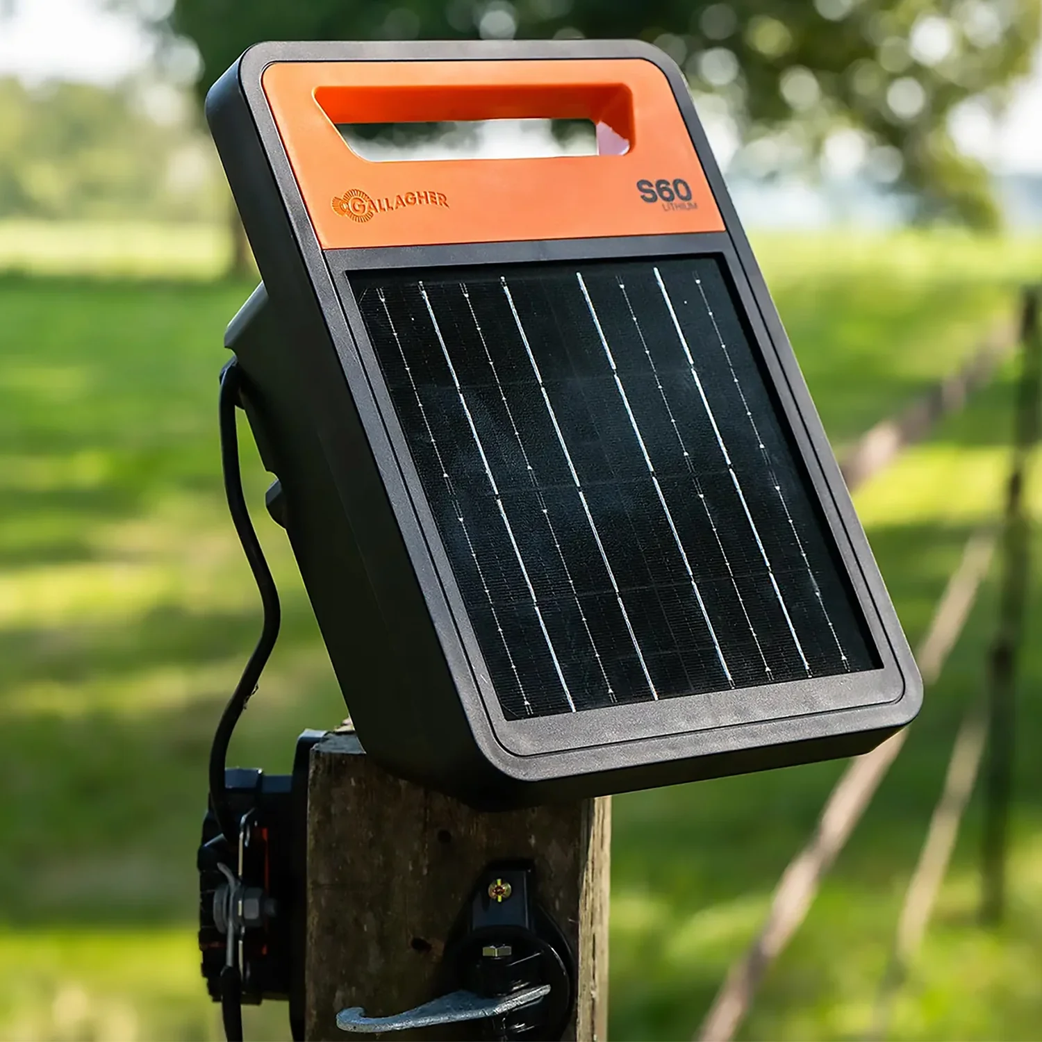 Gallagher S60li Solar Electric Fence Energizer With Lithium Battery - Image 3