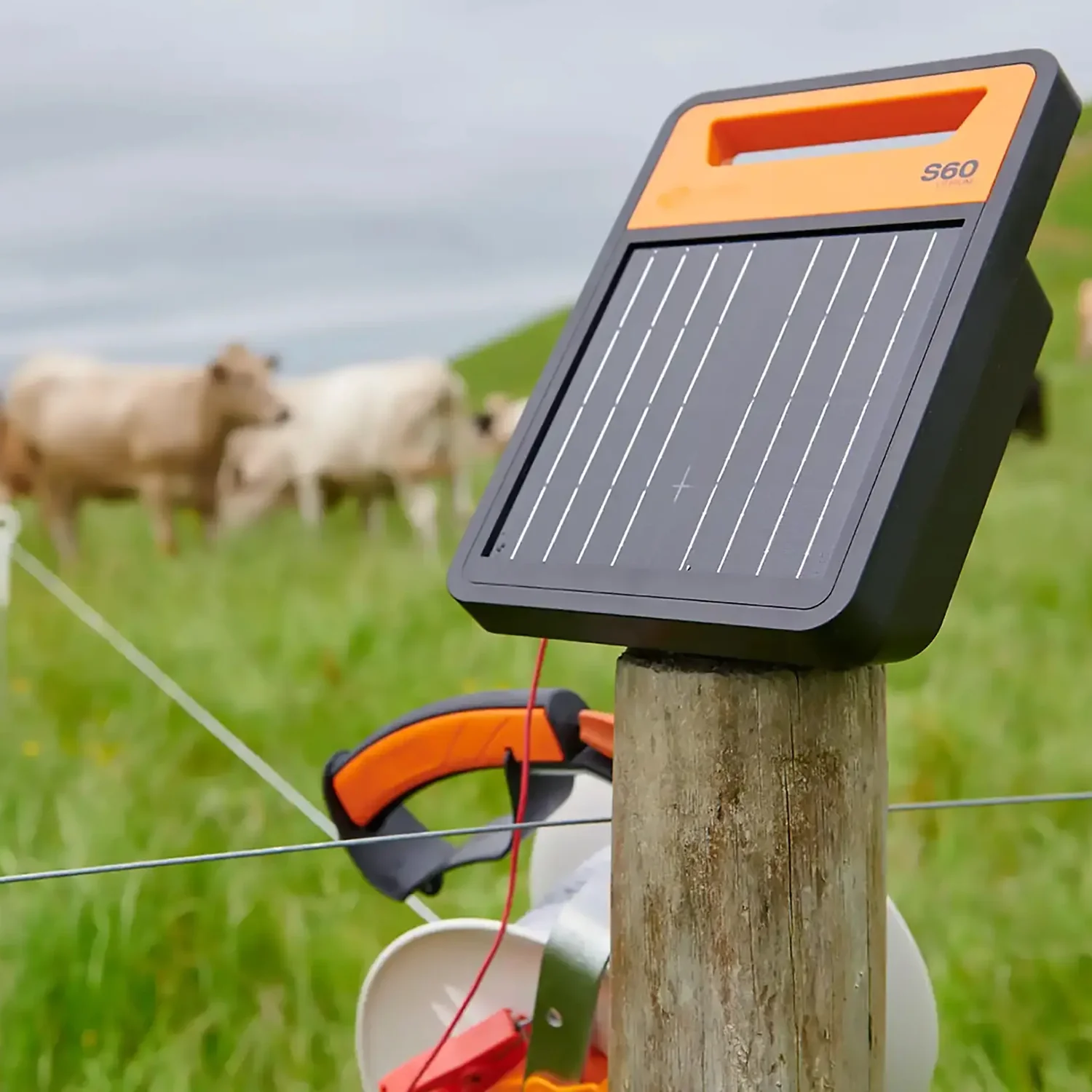 Gallagher S60li Solar Electric Fence Energizer With Lithium Battery - Image 5