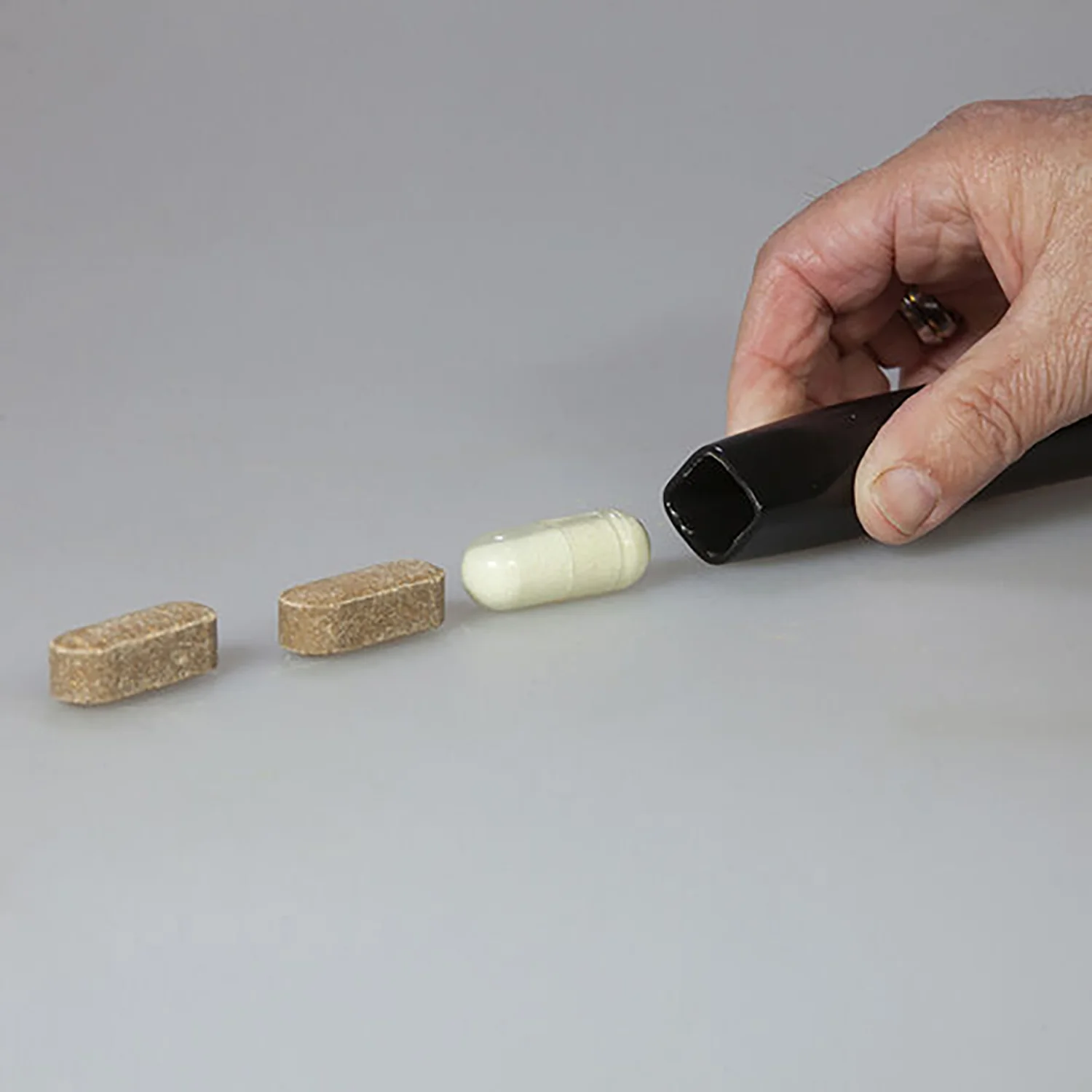 Plastic Bolus application gun 41x3.2x1.9cm for Crypto bolus - Image 4